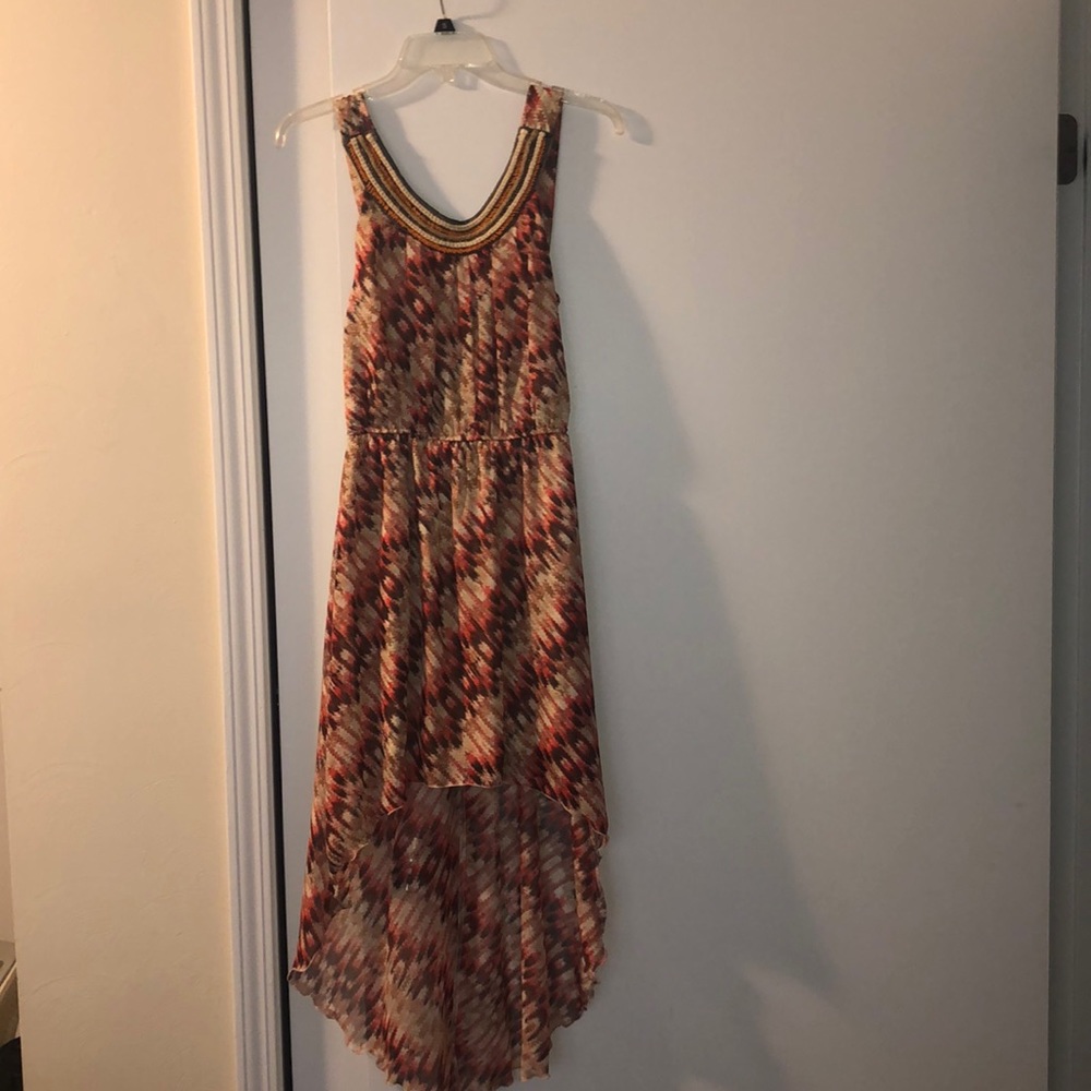 Sleeveless dress